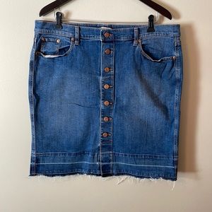 LOFT Outlet denim jean skirt. Size 14